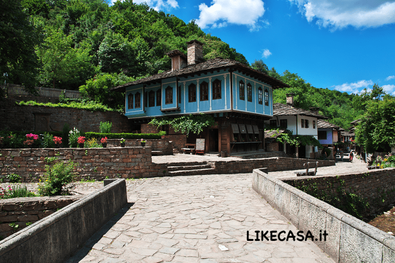 Comprare Casa in Bulgaria: Quanto Costa, Come Funziona e Tasse!