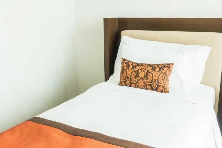 Letto Singolo: Scegli il Modello Giusto per Dormire Bene!