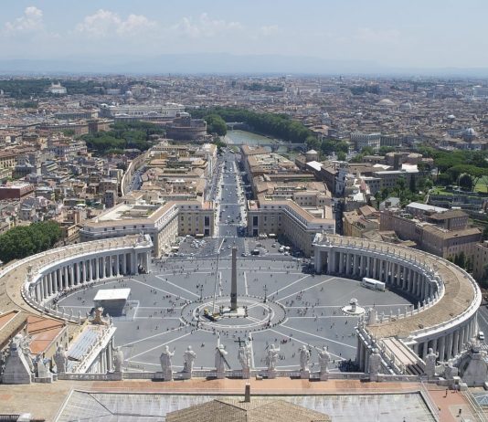 Mercato immobiliare commerciale Roma: compravendite in diminuzione