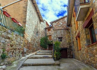 Mercato immobiliare: calano i prezzi per il sesto anno consecutivo