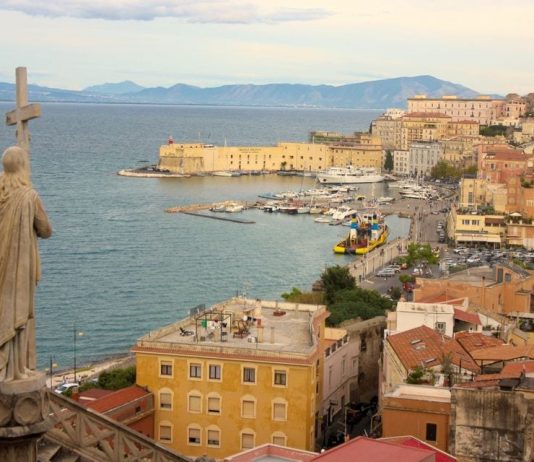 Mercato immobiliare turistico: calano i prezzi delle abitazioni nelle zone marittime del Lazio