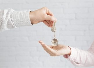 vendere casa da ristrutturare o ristrutturata