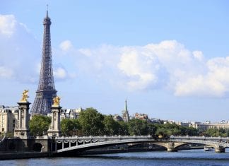 comprare casa a parigi conviene