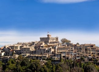 comprare casa in costa azzurra dove